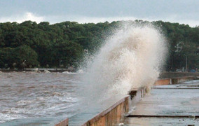 Hải Phòng phát công điện khẩn phòng chống bão số 5