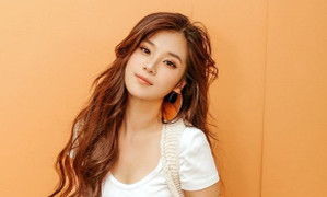 Được trả 10.000 USD để gặp mặt, Hoàng Yến Chibi phản ứng