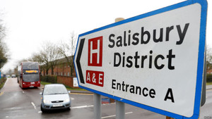 Bị hai công dân Nga yêu cầu xin lỗi, London phản ứng gay gắt