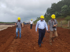 Sụt lún nguy hiểm gần hồ bùn đỏ Nhà máy Alumin Nhân Cơ