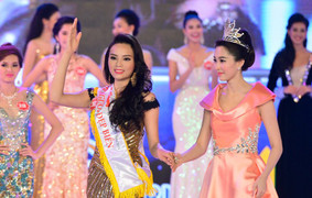 4 người đẹp đăng quang Hoa hậu Việt Nam ở tuổi 18