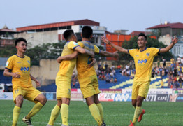 Video: FLC Thanh Hóa vùi dập cựu vương Quảng Nam