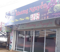 Cầm nhầm điện thoại tại tiệm spa, người phụ nữ bị đánh và ép ký giấy nợ 30 triệu đồng