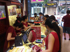 Giá vàng hôm nay 21/9: Bất ngờ vọt 'đỉnh', có thể chốt lời ngay bây giờ