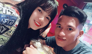 Cựu binh U23 Việt Nam cầu hôn nữ tuyển thủ quốc gia