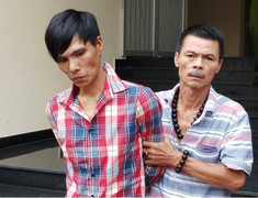 Hiệp sĩ tóm gọn tên cướp giật điện thoại của phụ nữ ở TP.HCM