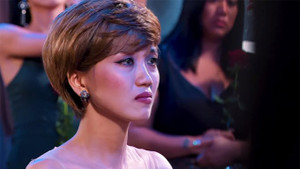 Báo quốc tế rầm rộ đưa tin hai cô gái tỏ tình với nhau trên truyền hình Việt