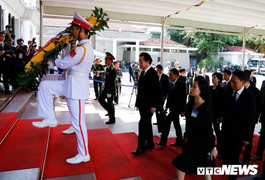 Thủ tướng Hàn Quốc dẫn đầu phái đoàn tới viếng Chủ tịch nước Trần Đại Quang