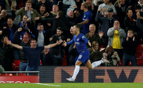 Kết quả vòng 3 cúp Liên đoàn Anh: Chelsea đánh bại Liverpool, Arsenal thắng dễ đội hạng dưới