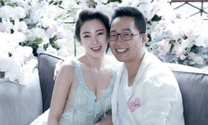 Sau khi tấn công chồng bằng dao, nữ diễn viên 'Mỹ nhân ngư' công bố ly hôn