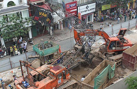 Video: Nhìn lại các vụ tai nạn từ trên trời rơi xuống