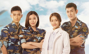 Link xem trực tiếp 'Hậu duệ mặt trời Việt Nam' tập 1-2: Đại úy Duy Kiên chạm mặt bác sĩ Hoài Phương