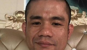 Hàng trăm cảnh sát, lính bắn tỉa vây ráp căn nhà ở Nghệ An: 4 tên ôm lựu đạn ra đầu thú