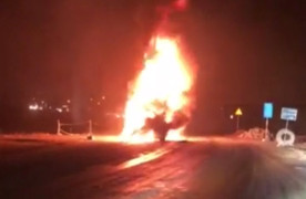 Xe đầu kéo bốc cháy, đường tránh Nam Hải Vân tắc nghẽn nhiều giờ