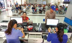 Vé tàu Tết 2019: Mở bán chưa đến 2 ngày đã 'cháy' vé
