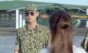 Ê kíp ‘Hậu duệ mặt trời Việt Nam’ phải nhờ đến quân đội cho cảnh quay vài giây