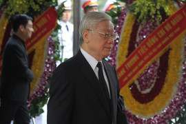 Ảnh: Lãnh đạo Đảng, Nhà nước xúc động trong lễ viếng nguyên Tổng Bí thư Đỗ Mười