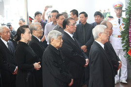 Video: Lễ viếng nguyên Tổng Bí thư Đỗ Mười diễn ra trong không khí trang nghiêm, trọng thể