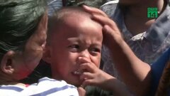 Clip: Kỳ diệu bé 5 tuổi mất tích trong thảm họa kép ở Indonesia trở về bình an