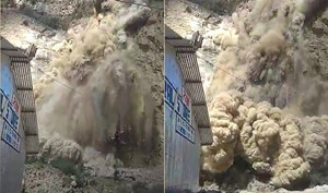 Clip: Lở đất như tận thế vẫn liều lĩnh quay phim, công nhân điện lực suýt gánh họa thảm khốc