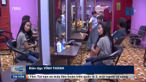 Clip: Có điện trở lại, dân vùng thảm họa kép Indonesia đổ xô đi cắt tóc, gội đầu