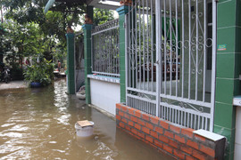 Kênh thoát nước 'biến' thành đất nền dự án, hàng chục hộ dân sống cảnh ngập úng ở Cần Thơ