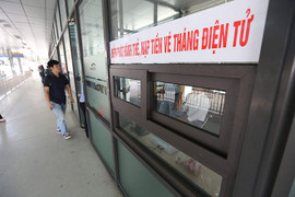 Video: Xe buýt nhanh BRT chính thức sử dụng vé điện tử