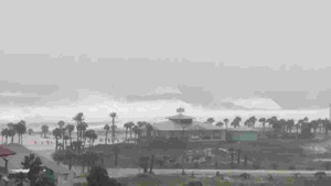 Siêu bão 'quái vật' Michael đổ bộ miền nam nước Mỹ với sức gió 250km/h