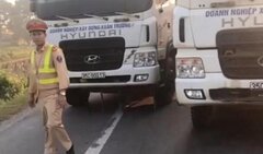 Video: Tài xế 'cướp' giấy tờ trên bàn CSGT Quảng Ninh và cái kết đắng