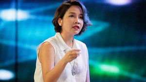 Bị 'ném đá' vì ủng hộ xây dựng nhà hát 1500 tỷ đồng, Mỹ Linh xem xét khởi kiện