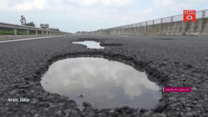 Cao tốc nghìn tỷ vừa xong đã hỏng: Có dấu hiệu bớt xén, thay đổi vật liệu