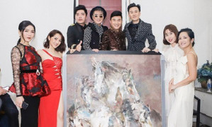 Tiếp tục bị chỉ trích vì ký tên lên tranh, Đàm Vĩnh Hưng phản ứng gay gắt