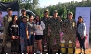 Fan mang đồ ăn, thức uống đến tận nơi để ủng hộ ê kíp ‘Hậu duệ mặt trời Việt Nam’