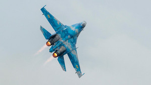 Tiêm kích Su-27 rơi: 1 phi công Ukraine, 1 phi công Mỹ thiệt mạng