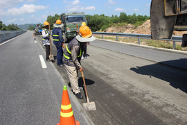 'Sang tên đổi chủ’ gói thầu 1.300 tỷ đồng đường cao tốc Đà Nẵng - Quảng Ngãi có đúng luật?