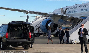 Cabin bốc khói nghi ngút, máy bay chở Đệ nhất phu nhân Mỹ phải hạ cánh khẩn