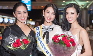 Hoa hậu Tiểu Vy, Á hậu Thúy An tiễn Thùy Tiên lên đường dự thi ‘Hoa hậu Quốc tế 2018’