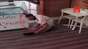 Chủ quán dọa kẻ trộm sợ 'mất mật' từ vị trí cách 6.000km