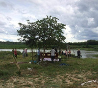 Thi thể người phụ nữ phân hủy trên sông