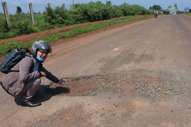 Đường gần 100 tỷ đồng chưa hết bảo hành đã hỏng: UBND tỉnh Gia Lai chỉ đạo khẩn