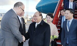 Trên chuyên cơ chở Thủ tướng từ châu Âu về nước ngày 20/10 có gì?