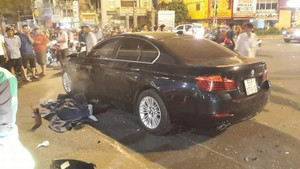 Clip: Hiện trường nữ tài xế BMW tông hàng loạt xe máy, 1 người chết