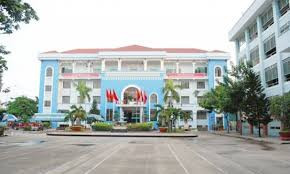 2.500 sinh viên TP.HCM có nguy cơ bị cấm thi vì nợ học phí