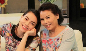 Mẹ của Hồ Ngọc Hà tiết lộ bí quyết giữ vẻ đẹp ở tuổi 60