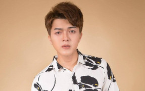 Khánh Hoàng Bolero mạo hiểm làm mới bản hit của Trần Thu Hà