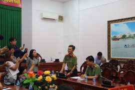 Họp báo vụ đổi 100 USD bị phạt 90 triệu đồng: Công an khẳng định không gài bẫy doanh nghiệp