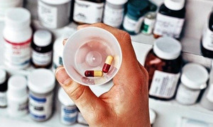 Loại thuốc kháng sinh mới được mệnh danh 'con ngựa thành Troia'