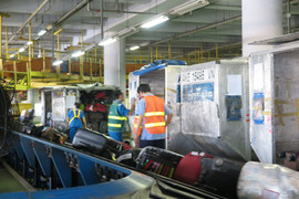 Bắt quả tang nhân viên hàng không trộm Macbook của khách