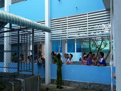 Nữ nhân viên y tế ở Tiền Giang nhảy từ lầu 2 bệnh viện thiệt mạng