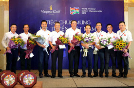 Hình ảnh tuyển Golf Việt Nam mừng chức vô địch Giải WAGC Thế giới